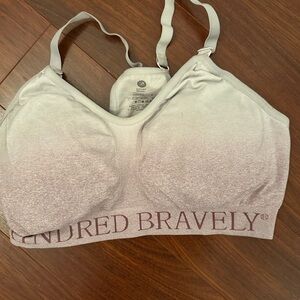 Kindred Bravely Nursing/Pumping Bra. Size Large. Great Condition!
